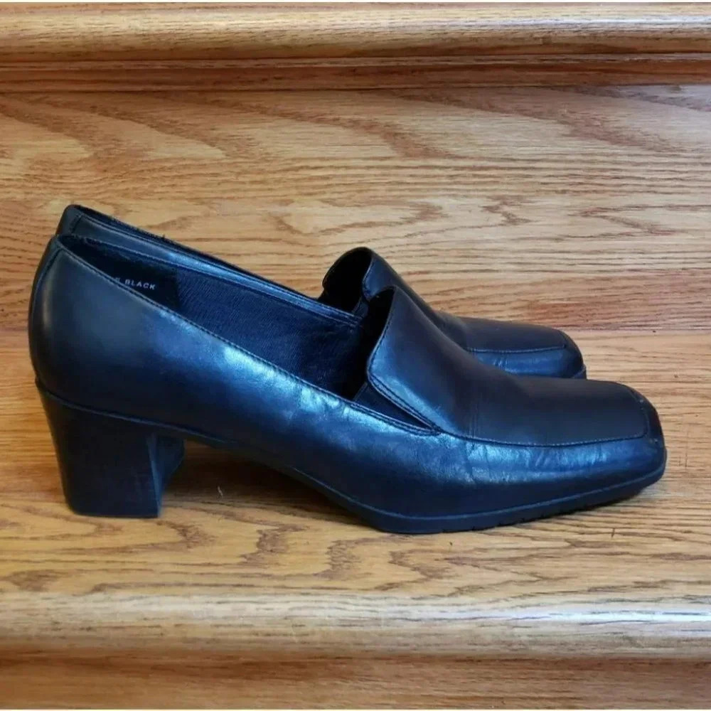 Croft&Barrow Sofia 10W black leather loafers